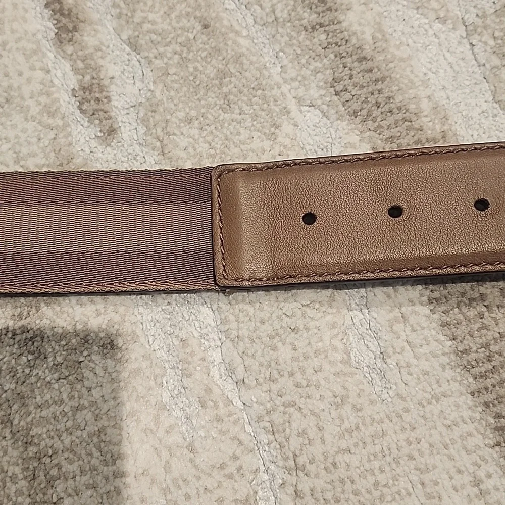 Gucci Beige & Brown Leather Belt with Silver Buckle Mens